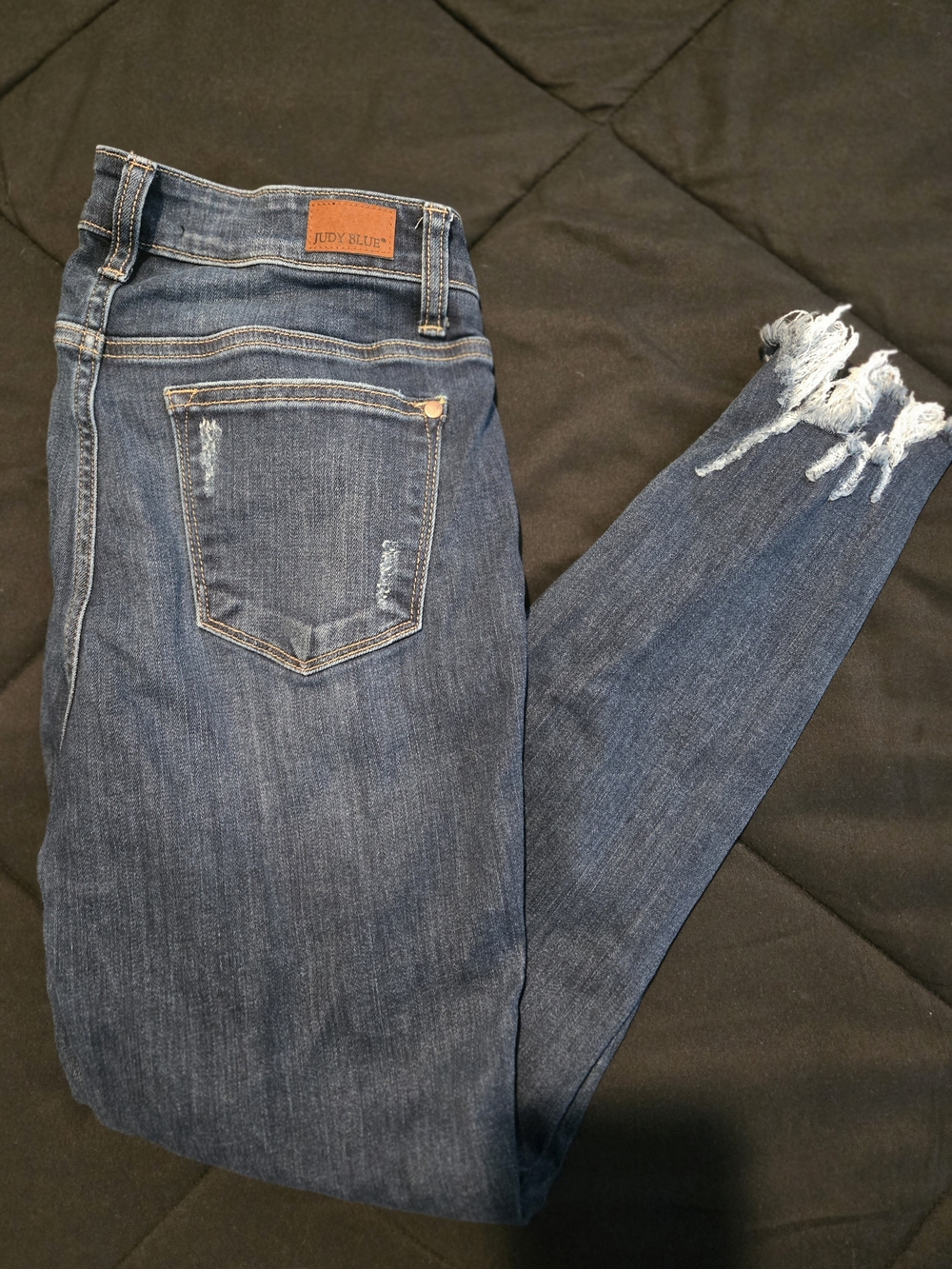 Judy Blue Women's Dark Blue Distressed Skinny Jeans